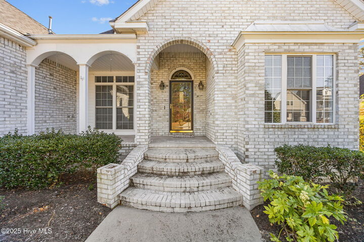 Property Photo:  509 S Middleton Drive NW  NC 28467 