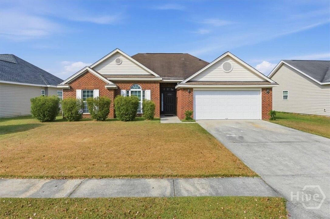 Property Photo: 143 Carlisle Way GA 31419