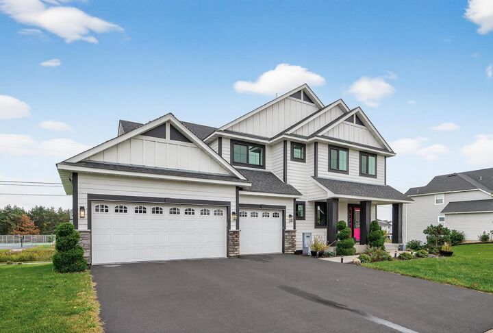 Property Photo: 5366 Pine Island Road MN 55129