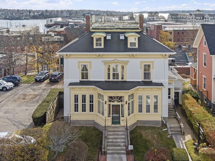 35 Middle St 4  Gloucester MA 01930 photo