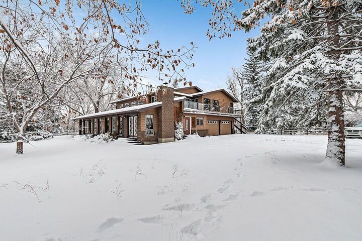 Property Photo: 258100 16 Street E AB Y1S 3M1