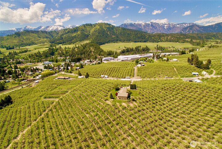 Property Photo: 8480 Larson Road WA 98847