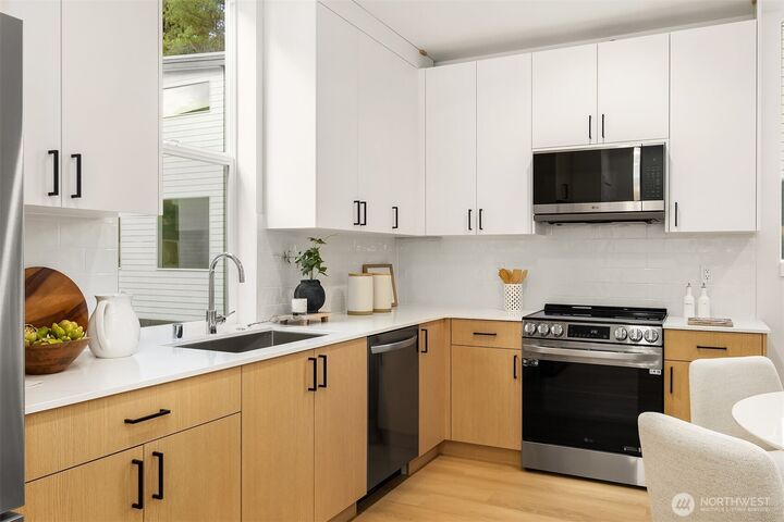 Property Photo: 18013 2nd Avenue NE A WA 98155