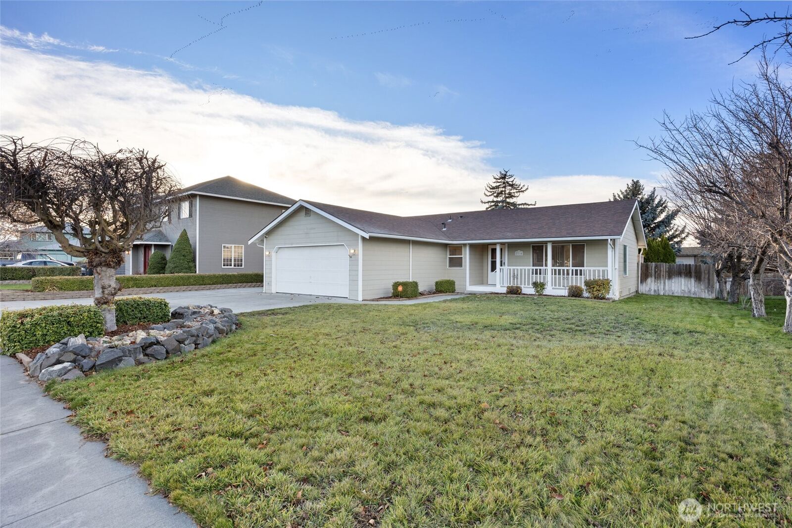 Property Photo:  2214 S Belair Drive  WA 98837 