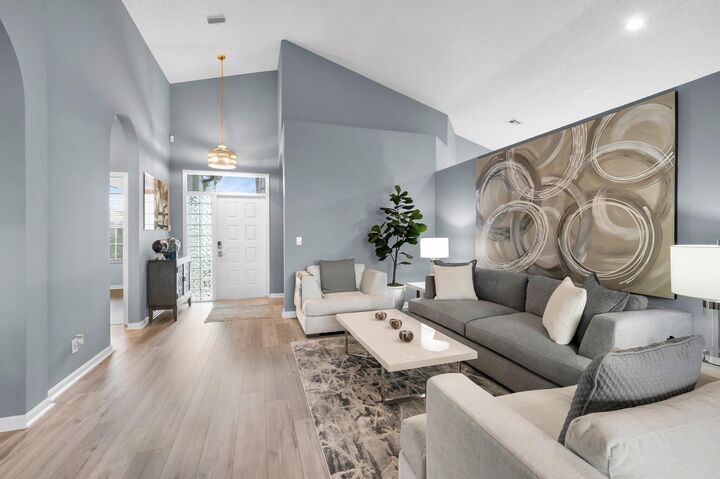 Property Photo:  10393 Lexington Circle S  FL 33436 