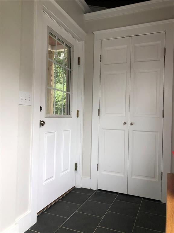 Property Photo:  12 Hillside Avenue  RI 02840 