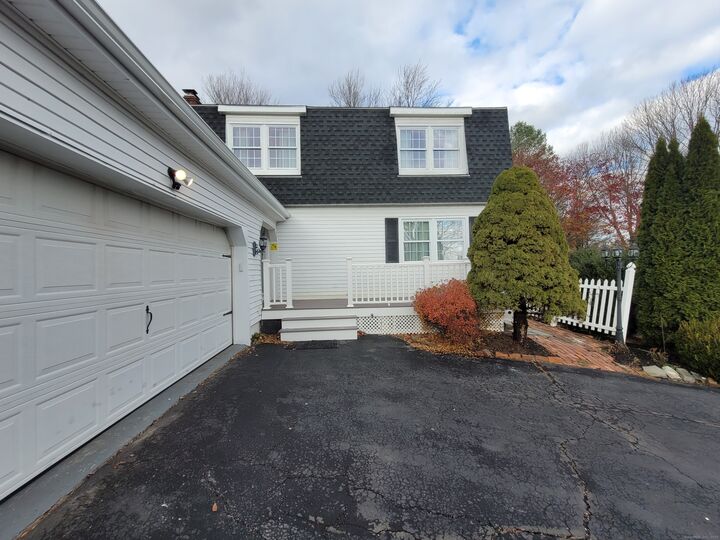 9 Monroe Drive  New Milford CT 06776 photo