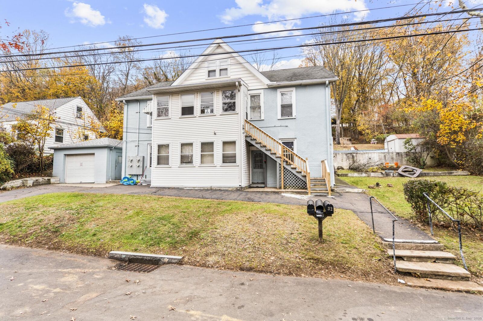 Property Photo:  32 Huntington Avenue  CT 06512 