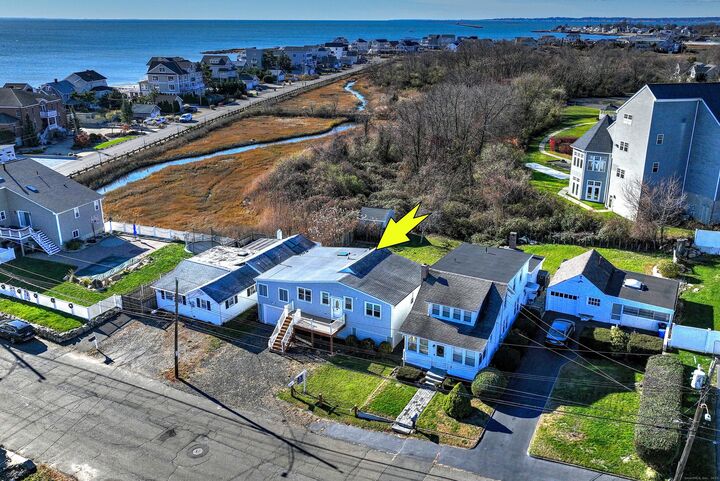 Property Photo:  16 Catherine Street  CT 06512 