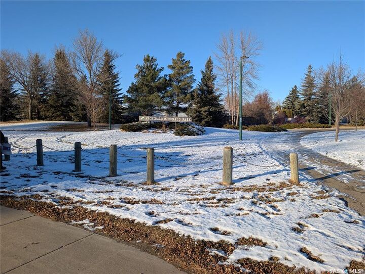 Property Photo: 929 Northumberland Avenue 106 SK S7L 3W8