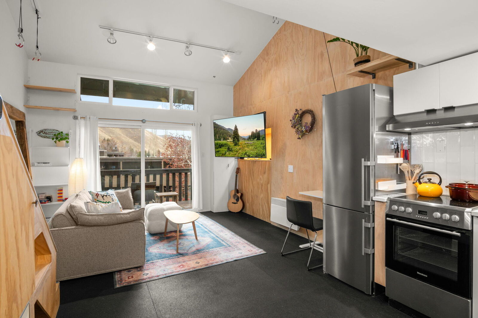 Property Photo: 104 Jane Lane 10 ID 83340