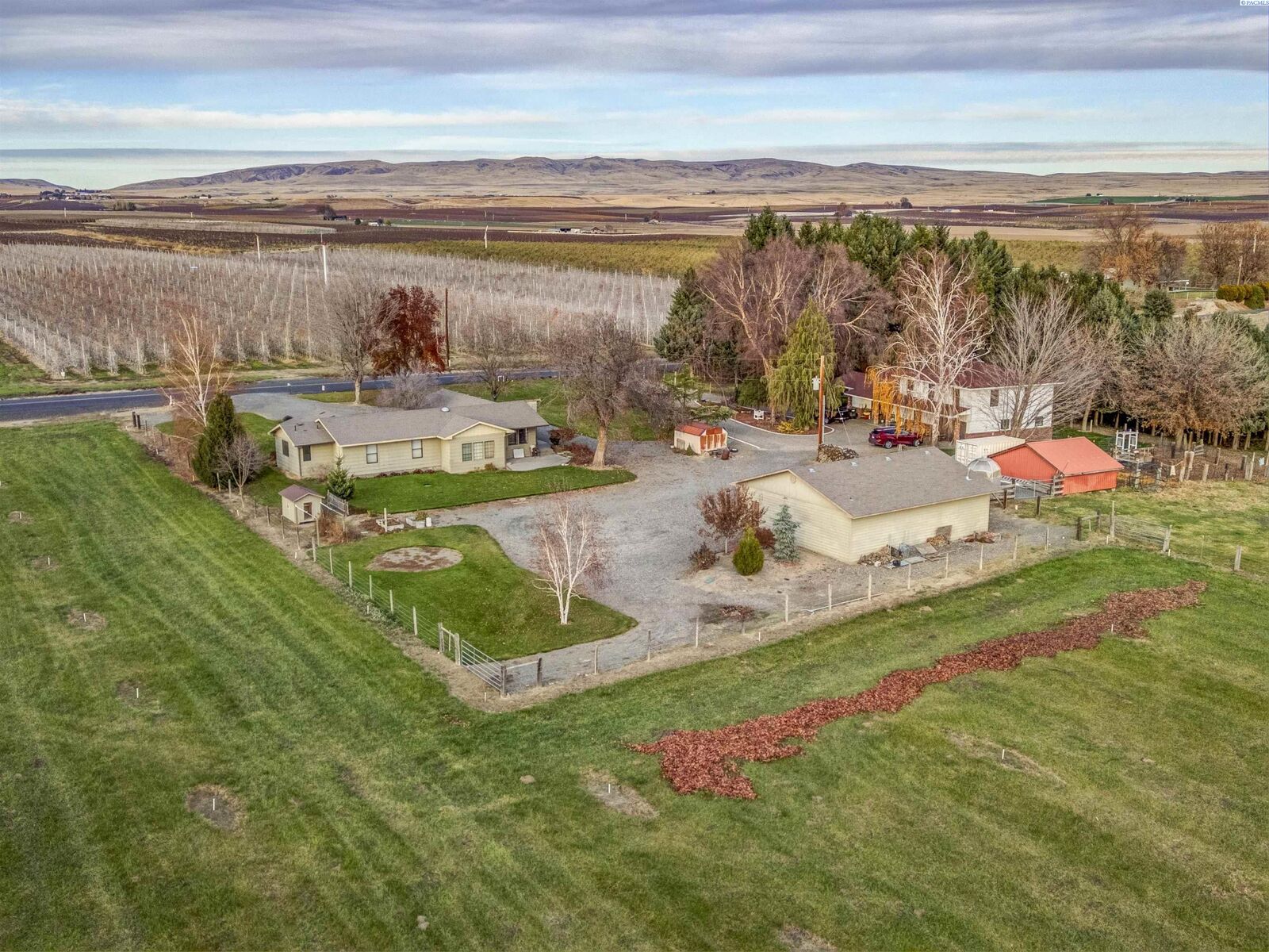 Property Photo:  10240 Van Belle Road  WA 98944 