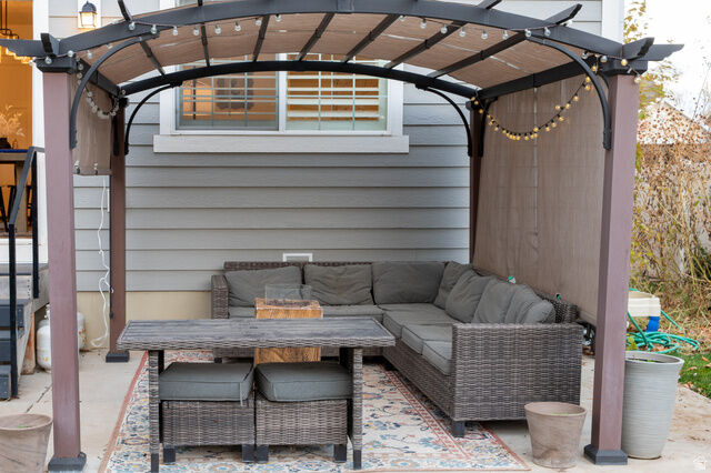 Property Photo:  2037 E 800 S  UT 84660 