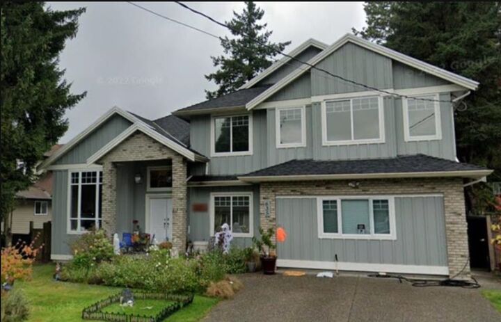 Property Photo:  635 Harrison Avenue  BC V3J 3Z6 