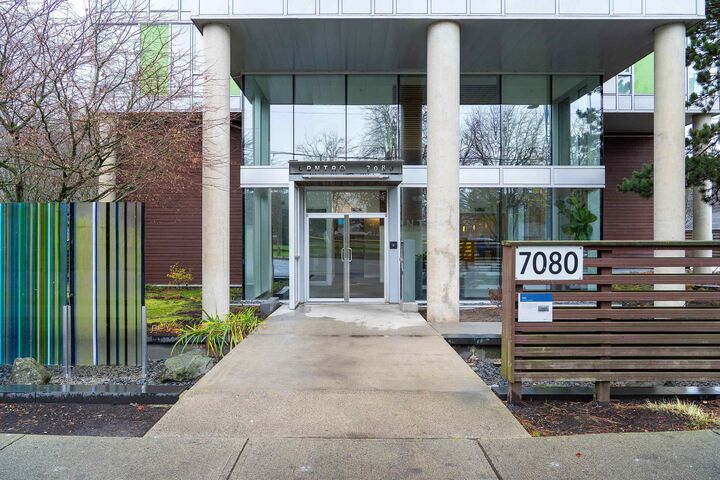 Property Photo: 7080 No. 3 Road 711 BC V6Y 0B5