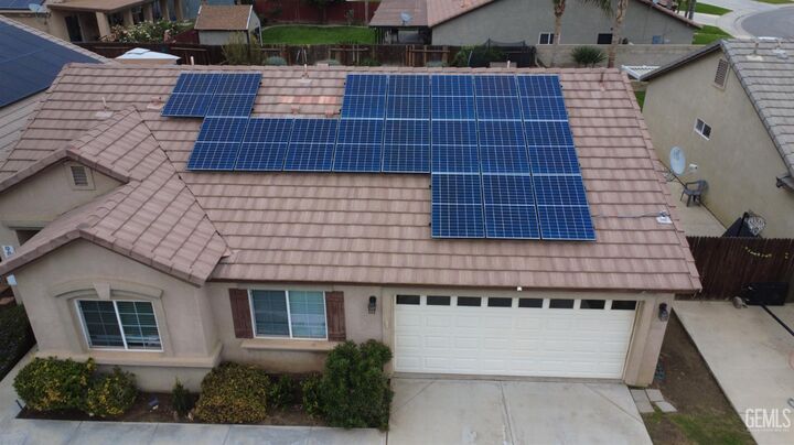 Property Photo: 9906 Pyramid Peak Drive CA 93311