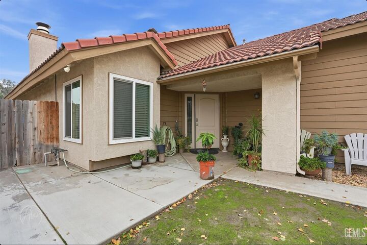 Property Photo:  4600 Tobin Road  CA 93311 