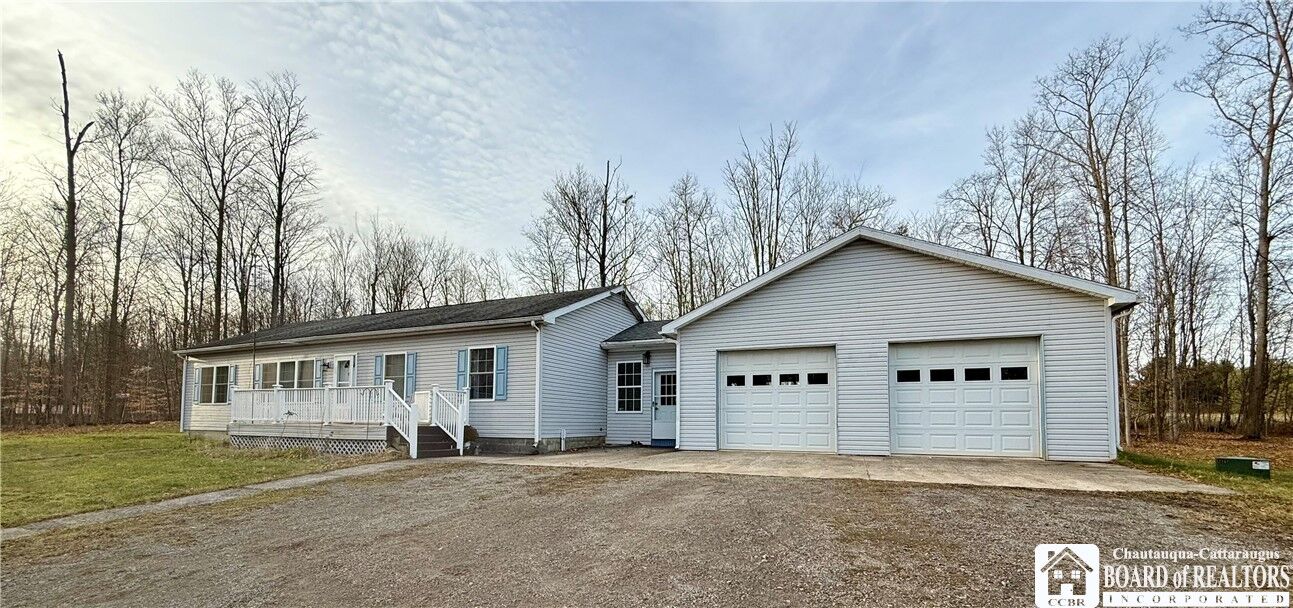 Property Photo:  6982 Curriers Road  NY 14009 
