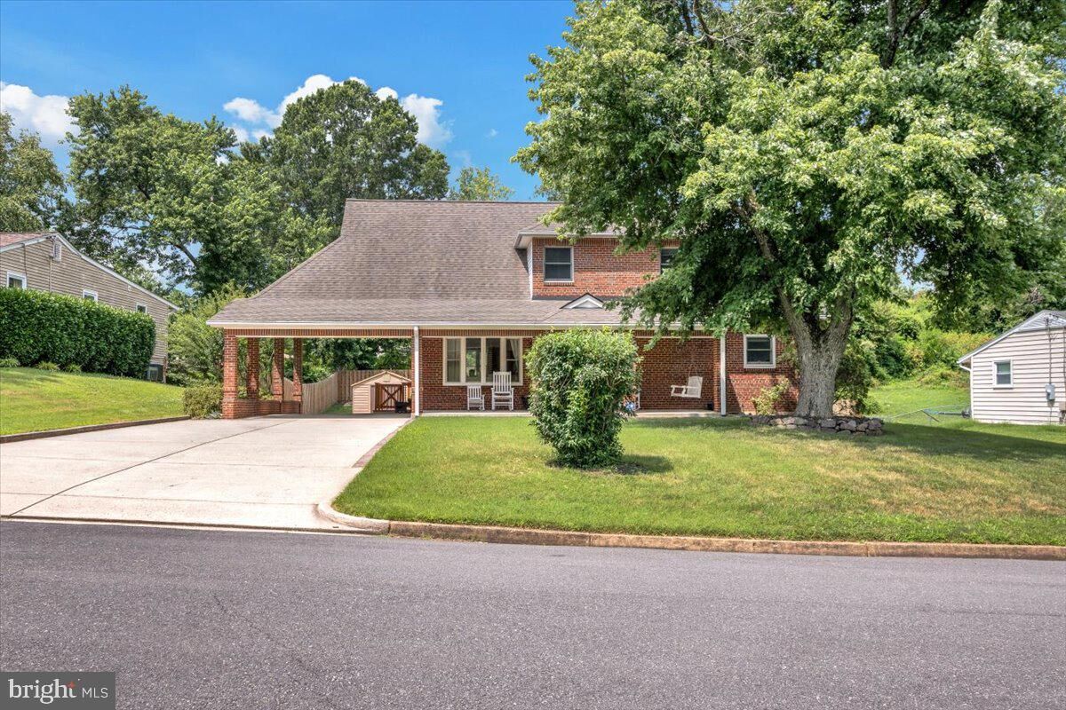 Property Photo:  6100 Leewood Drive  VA 22310 