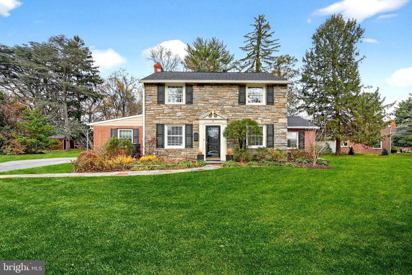 Property Photo:  5 Fairhill Road  PA 19086 