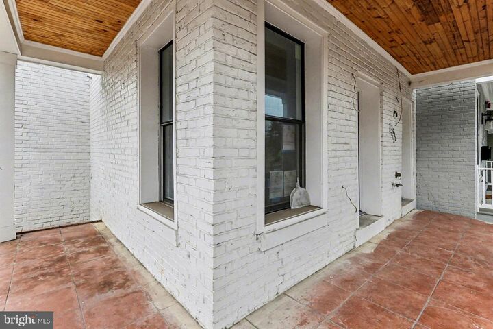 Property Photo:  3600 Park Place NW  DC 20010 