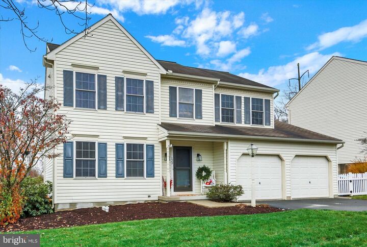 Property Photo:  123 Graystone Drive  PA 17036 