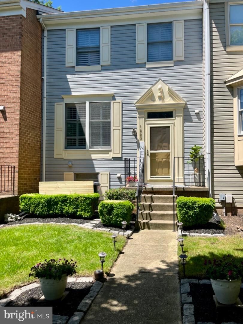 Property Photo:  1220 Swanhill Court  MD 21226 