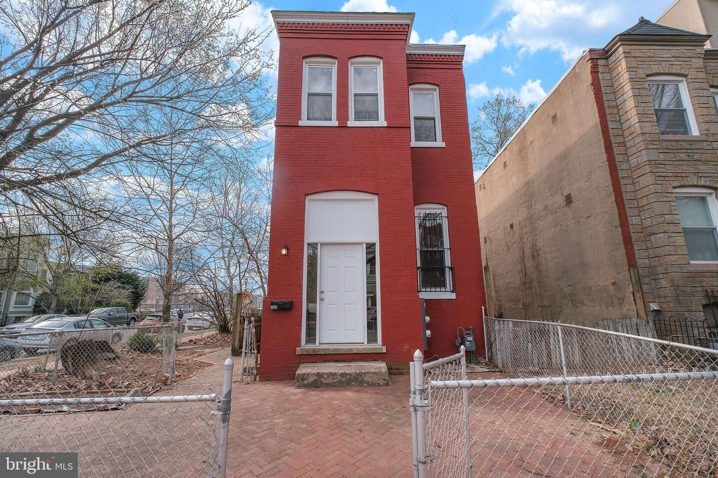 Property Photo: 300 P Street NW DC 20001