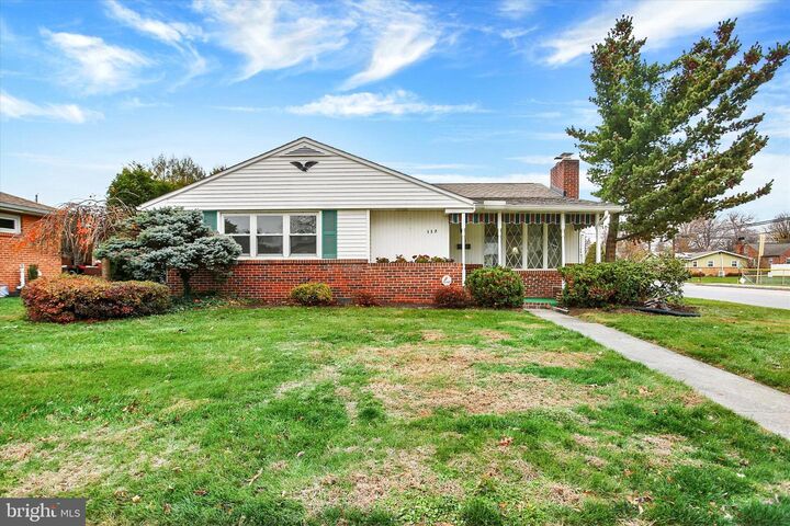 117 E Maplewood Avenue  Mechanicsburg PA 17055 photo