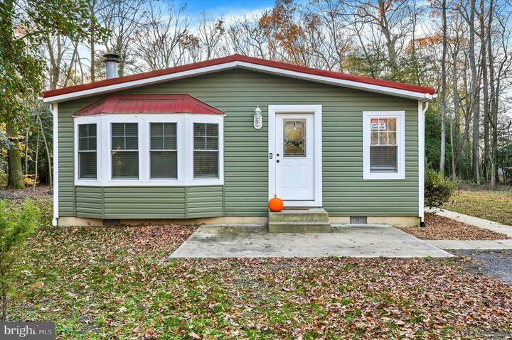 Property Photo:  4709 Deep Grass Lane  DE 19954 