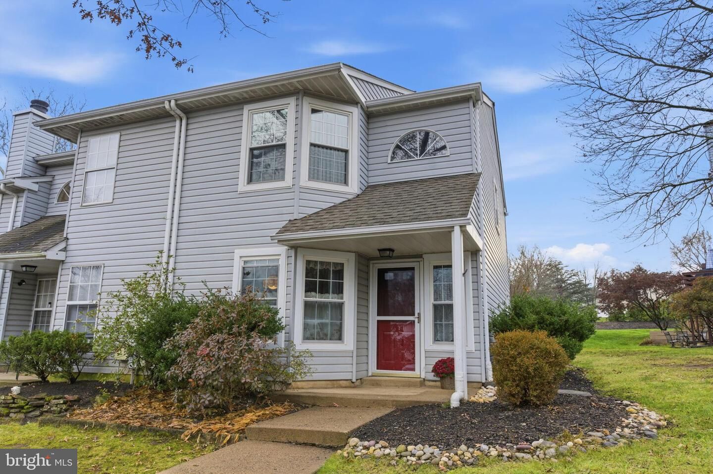 Property Photo:  48 Old Mill Lane  PA 18966 