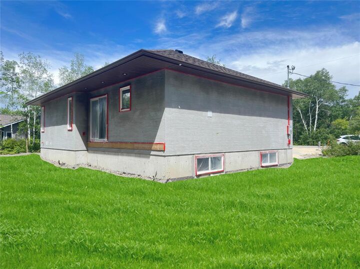 Property Photo:  10 Tamarack Lane  MB R0C 0P0 