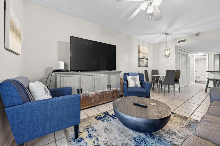 Property Photo:  660 Nautilus Court 2311  FL 32548 