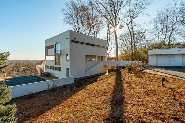 Property Photo: 1152 Johnston Dr NJ 07069