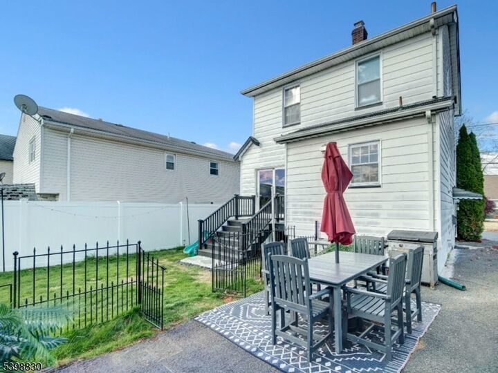 Property Photo:  723 Kingston Ave  NJ 07033 