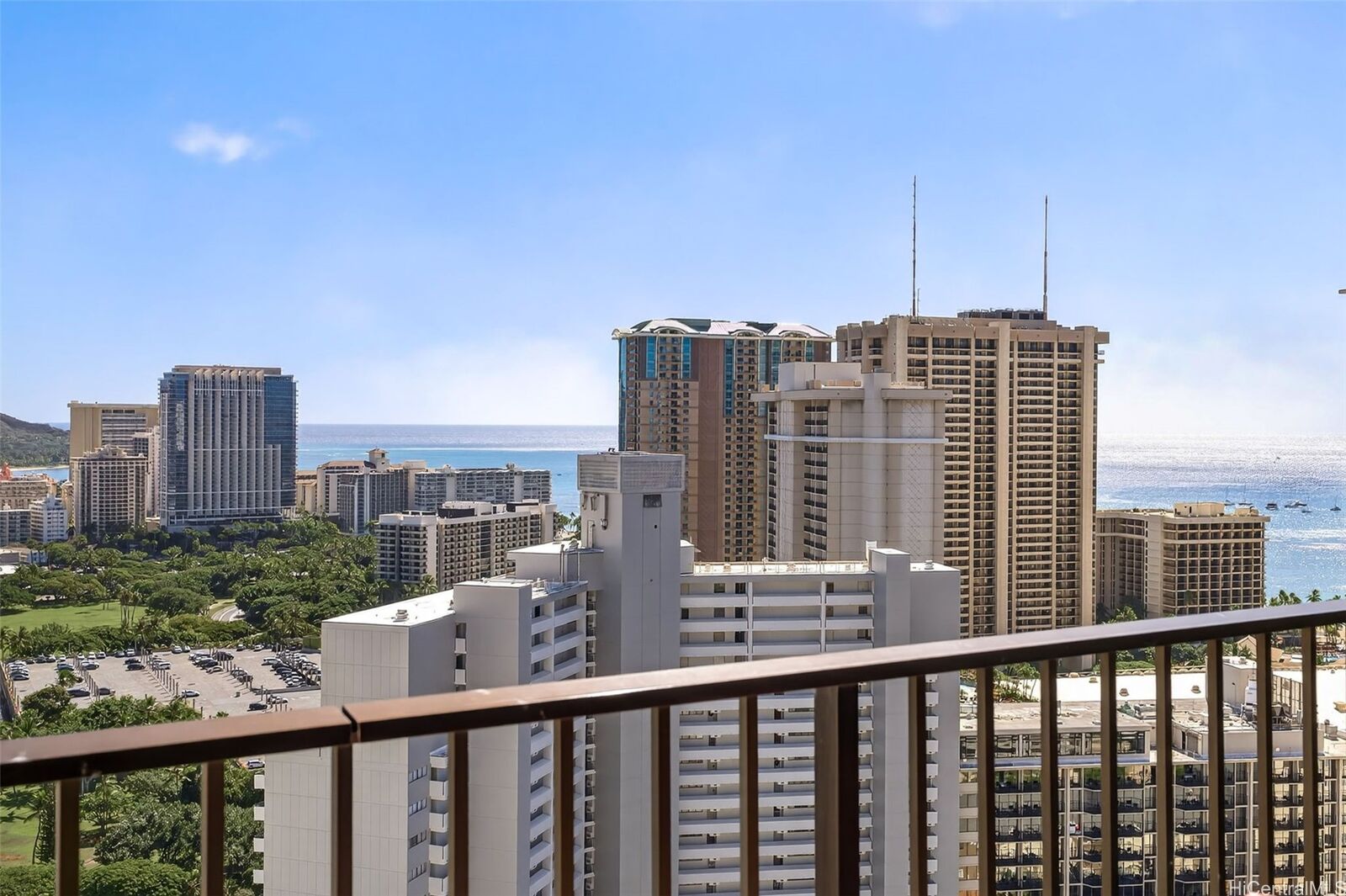 Property Photo:  411 Hobron Lane 3203  HI 96815 