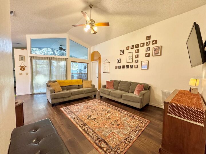 Property Photo: 112 St. Kitts Circle FL 33884