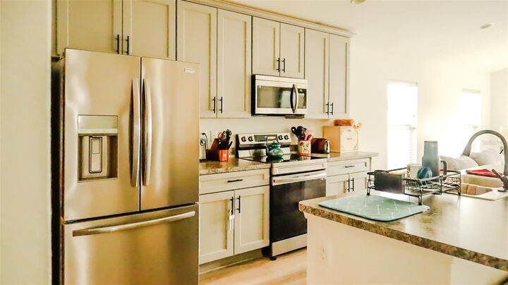 Property Photo:  1317 Kestrel Court  FL 33825 