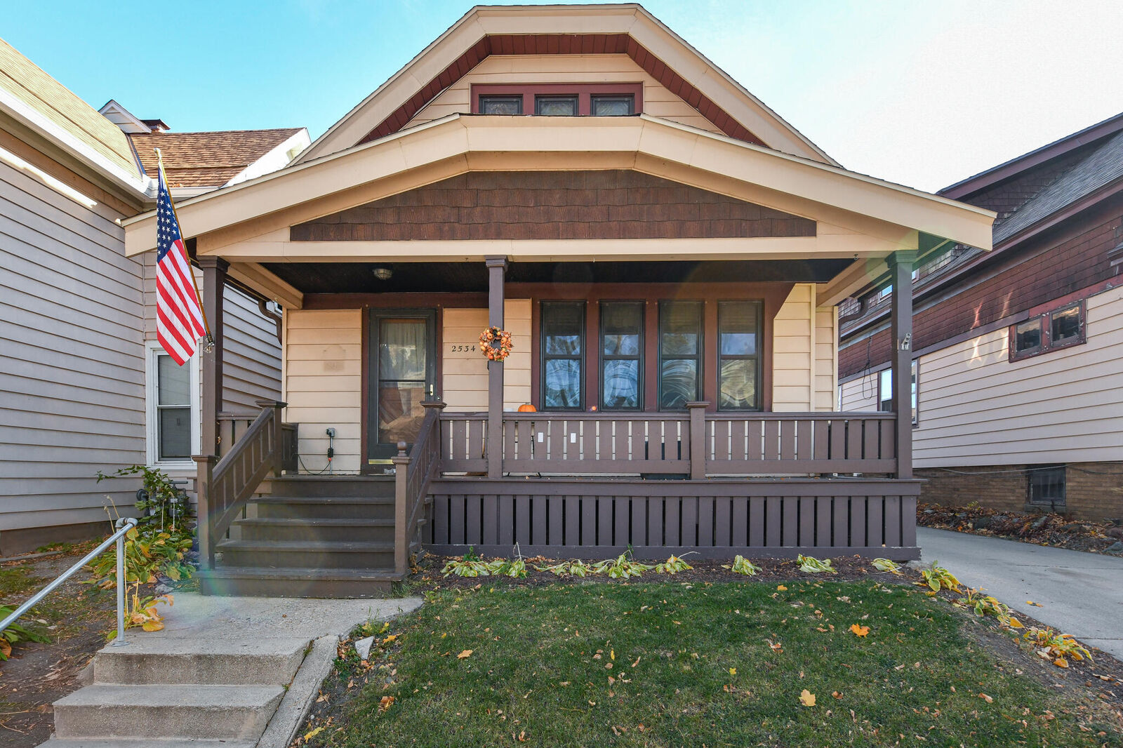 Property Photo: 2534 S Brisbane Ave WI 53207