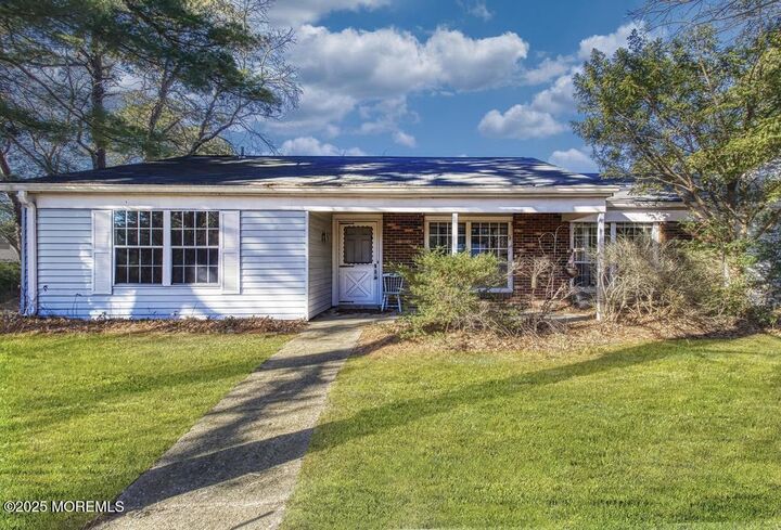 Property Photo:  519A Cheshire Court A  NJ 08759 