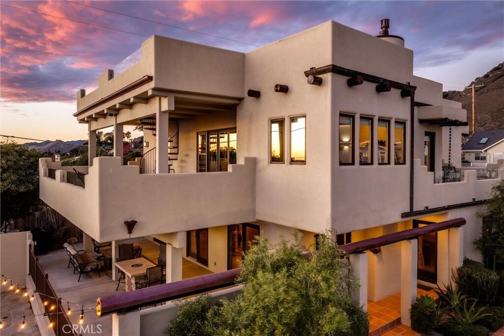 Property Photo:  344 Capistrano  CA 93449 