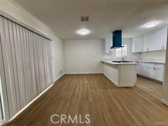 Property Photo:  1705 E 111th Place  CA 90059 