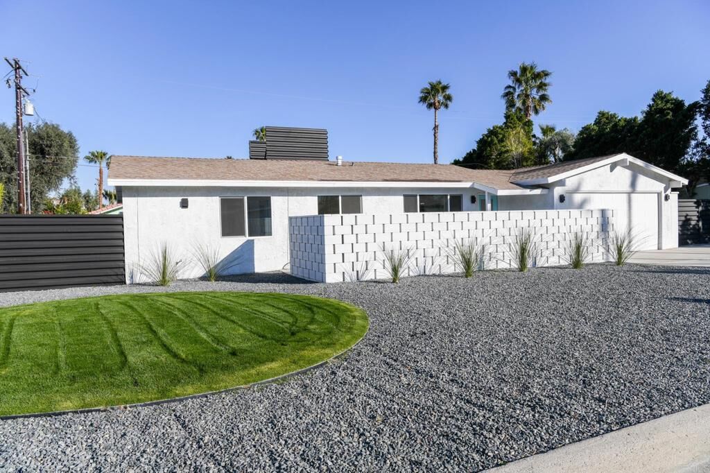 Property Photo:  2080 N Gorgonio Road  CA 92262 