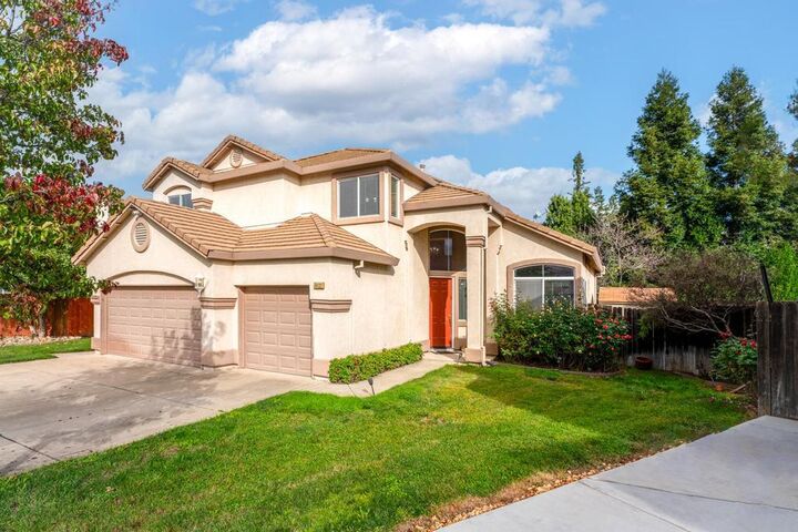 Property Photo: 8432 Arrowroot Circle CA 95843