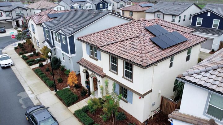 Property Photo: 8250 Ocho Way CA 95757