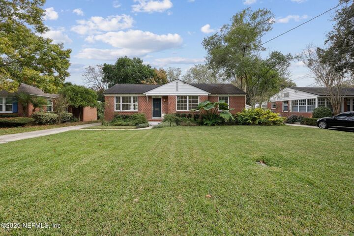 Property Photo:  4067 London Road  FL 32207 