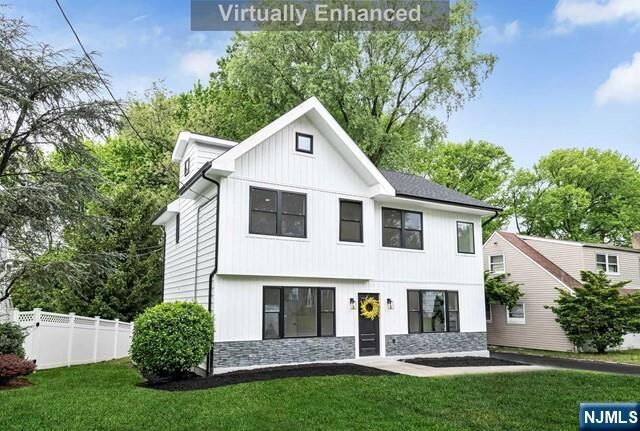 Property Photo:  895 Spring Valley Road  NJ 07607 