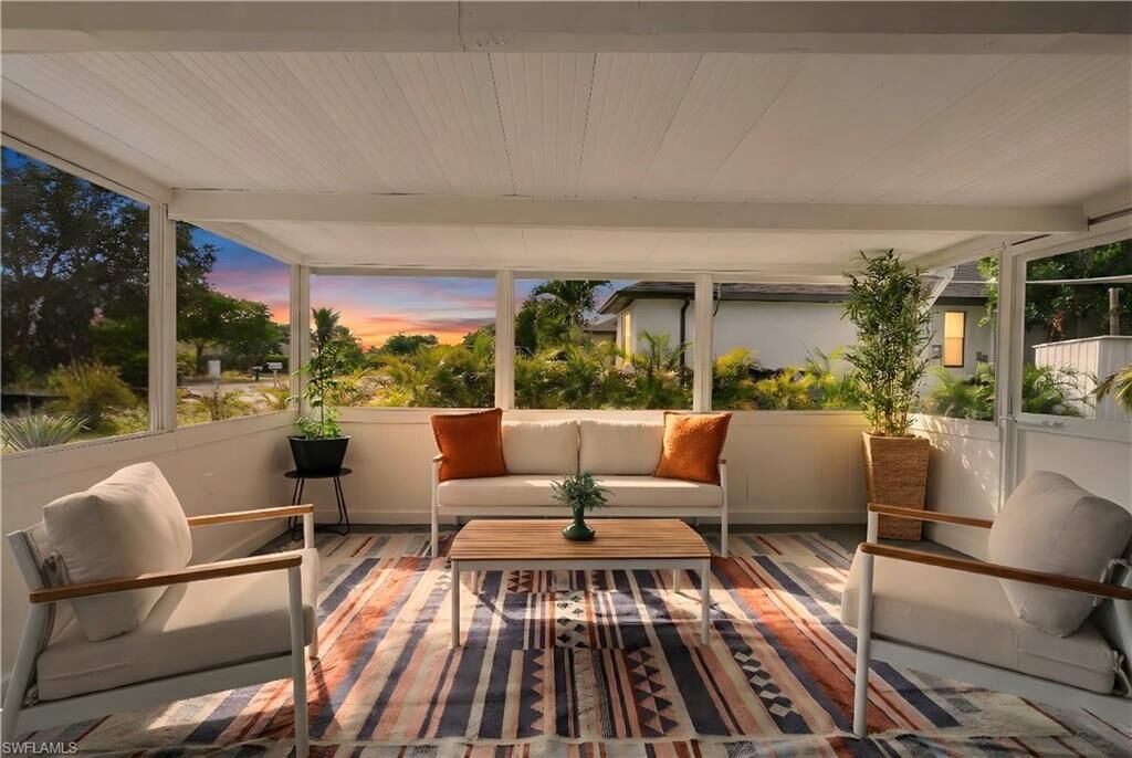 Property Photo:  11310 Dean St  FL 34135 