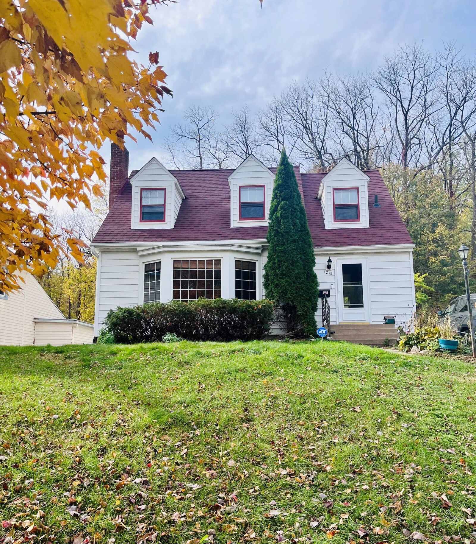 Property Photo:  1218 Central Avenue  MN 55066 