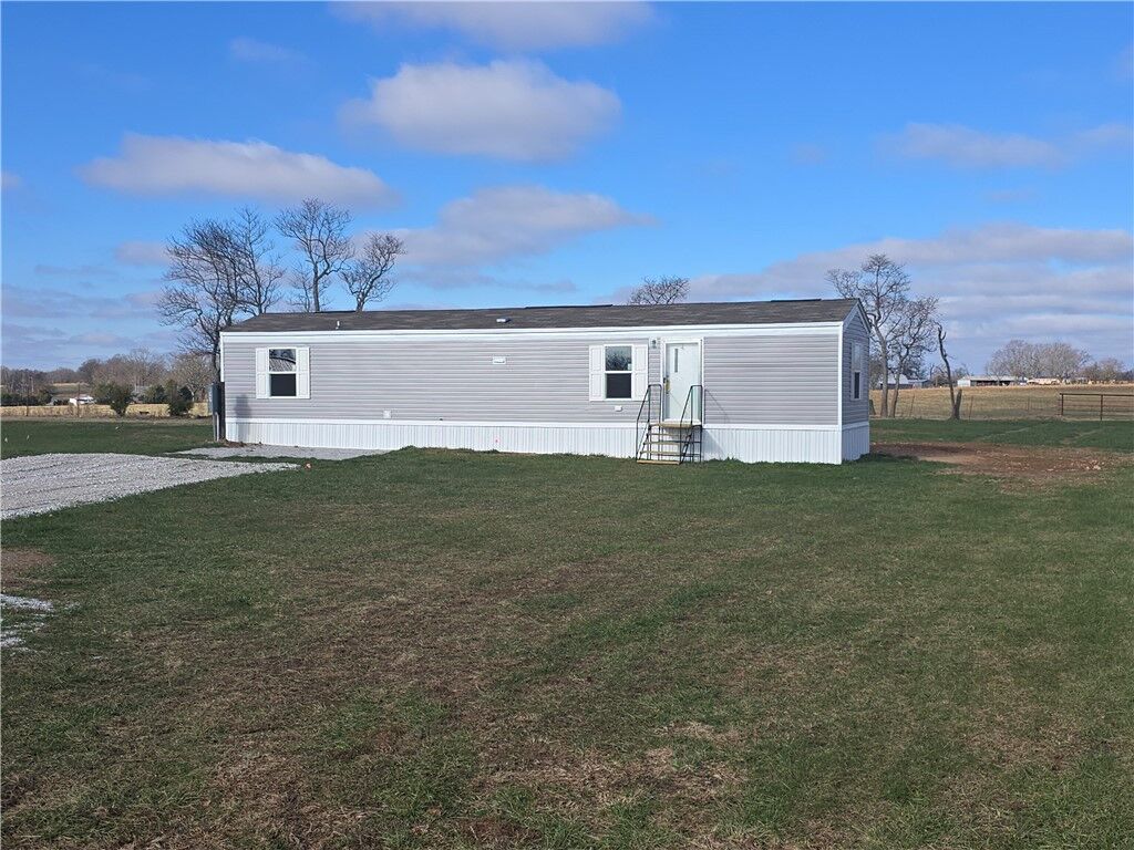 Property Photo: 347 Hawkeye Lane AR 72601